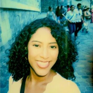 Meet your Posher, Madiana